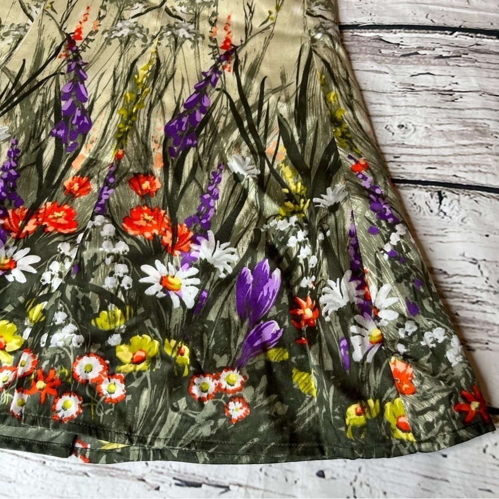 Chico's Silk Floral Print Skirt Size 0 (S) - Picture 8 of 9